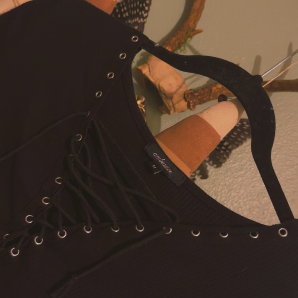 ⛓️𝙰𝚕𝚝 𝙻𝚊𝚌𝚎 𝚄𝚙 𝚁𝚒𝚋𝚋𝚎𝚍 𝚃𝚘𝚙 ⛓️ - Picture 2 of 4